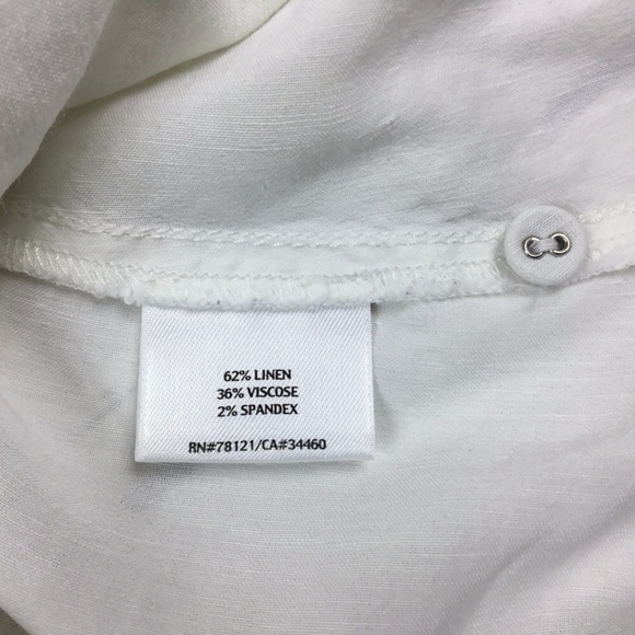 Eileen Fisher Boxy White V-Neck Linen Blend Top - Picture 7 of 8